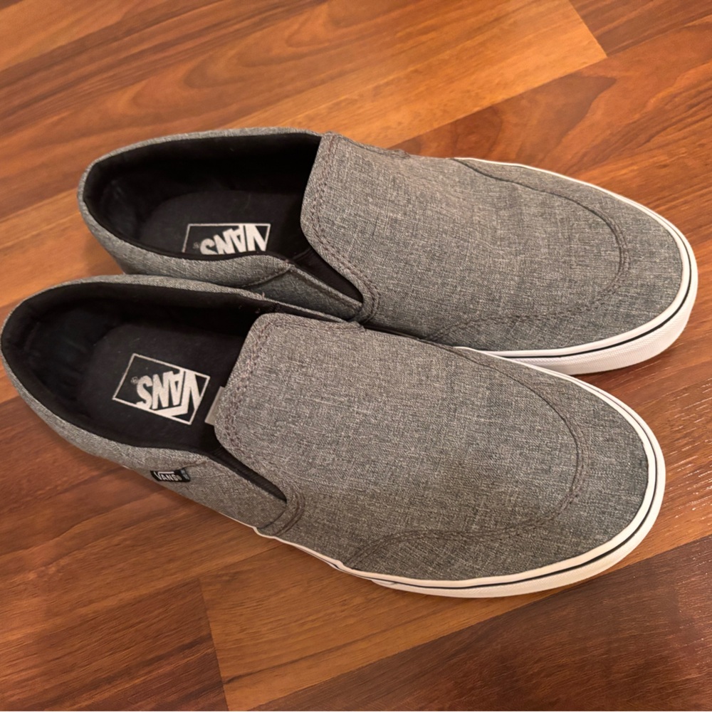 Men’s Vans Off The Wall Sneakers